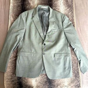 Zara Men’s Grey Blazer